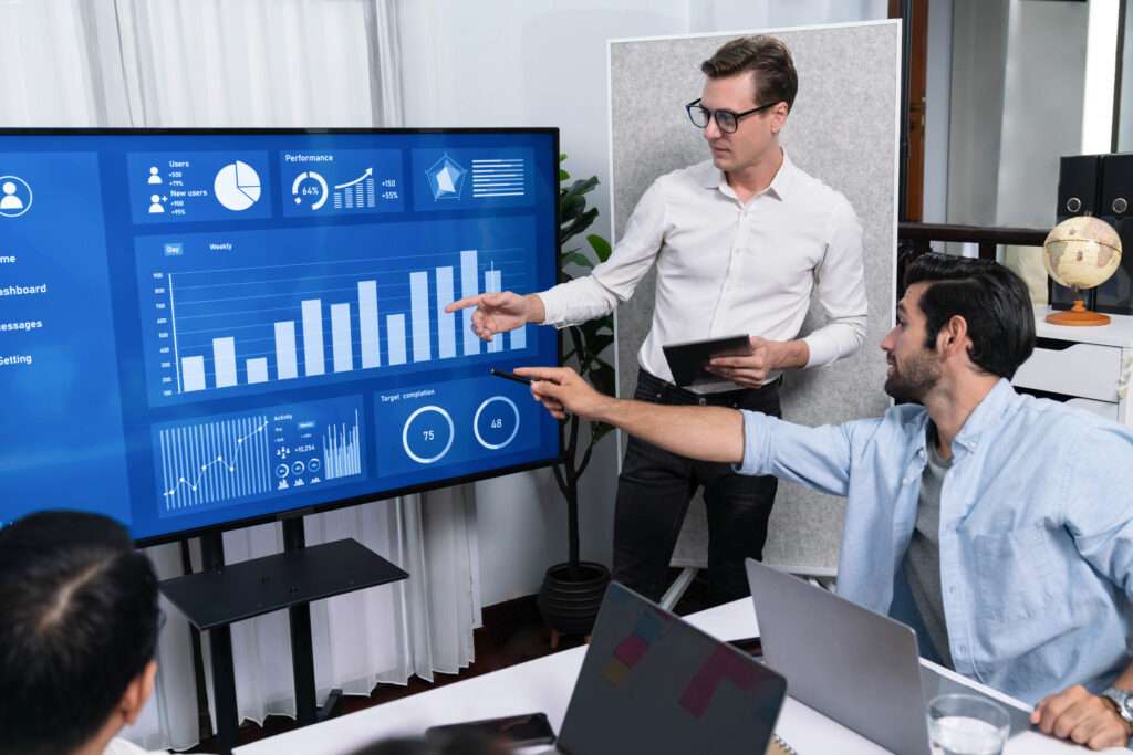 presentation office meeting room with analyst team prudent